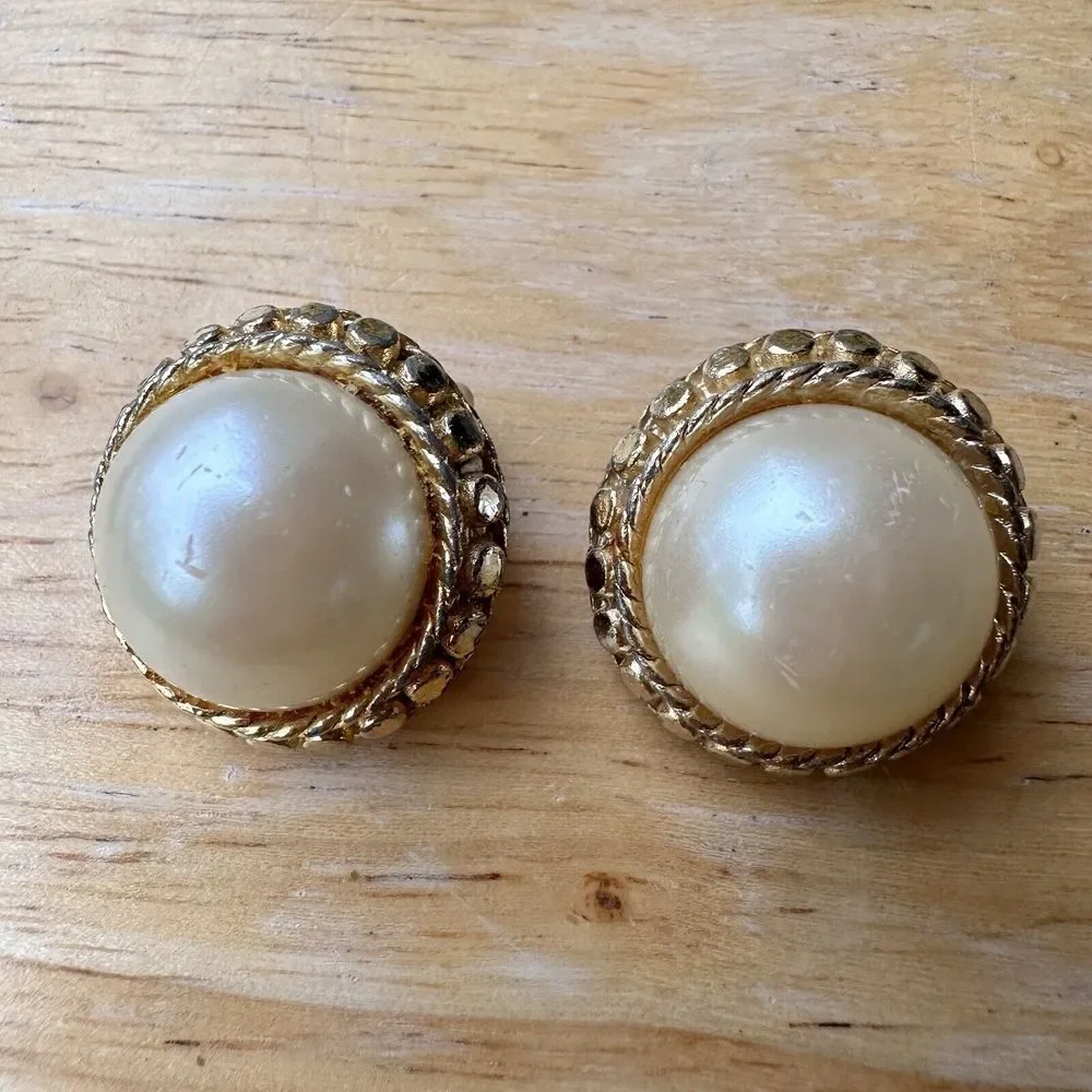 Vintage 90s Clip Earrings Faux Pearl Goldtone Mtl Fashion Jewelry Retro Lot Of 3